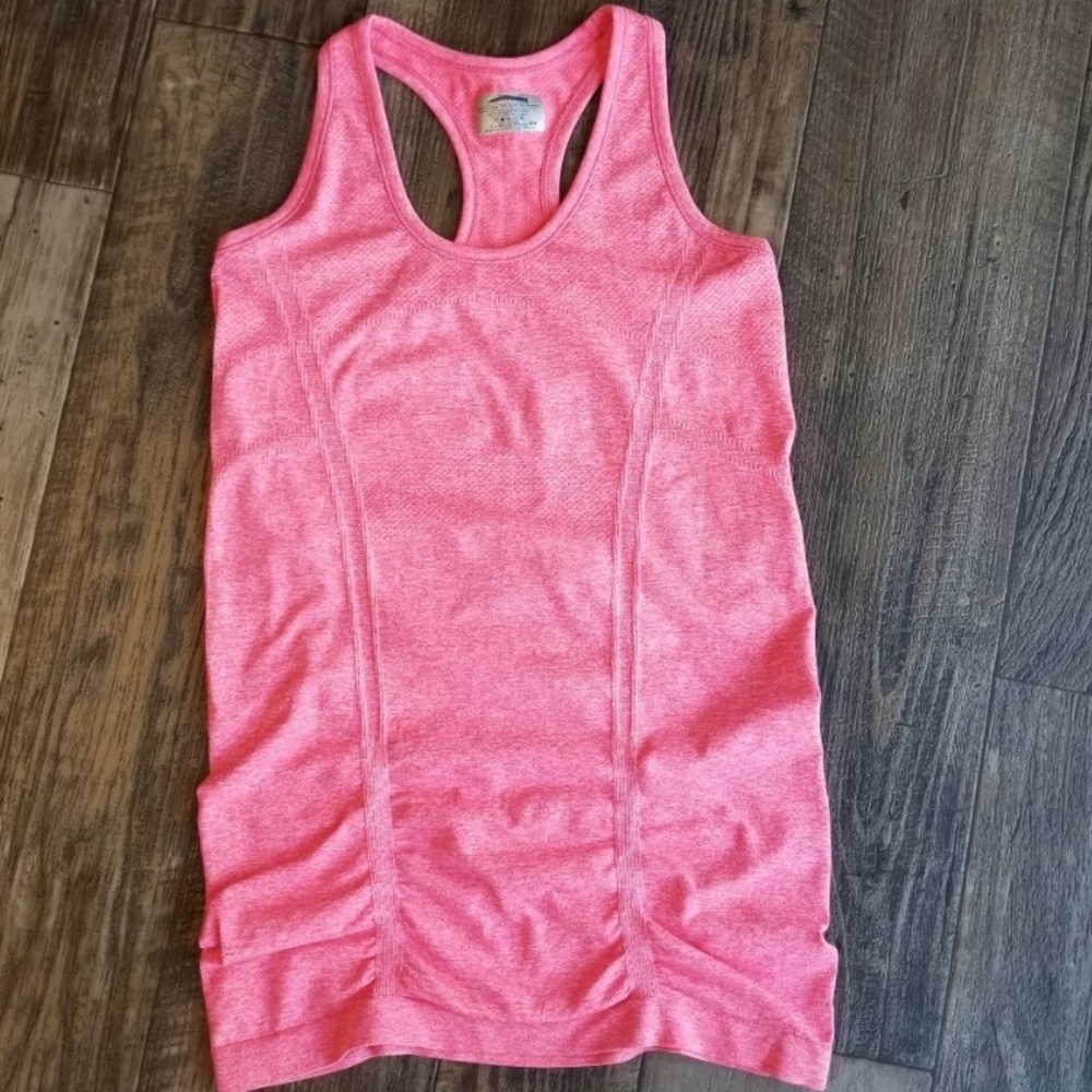 Athleta Fastest Track Tank. MEDIUM.